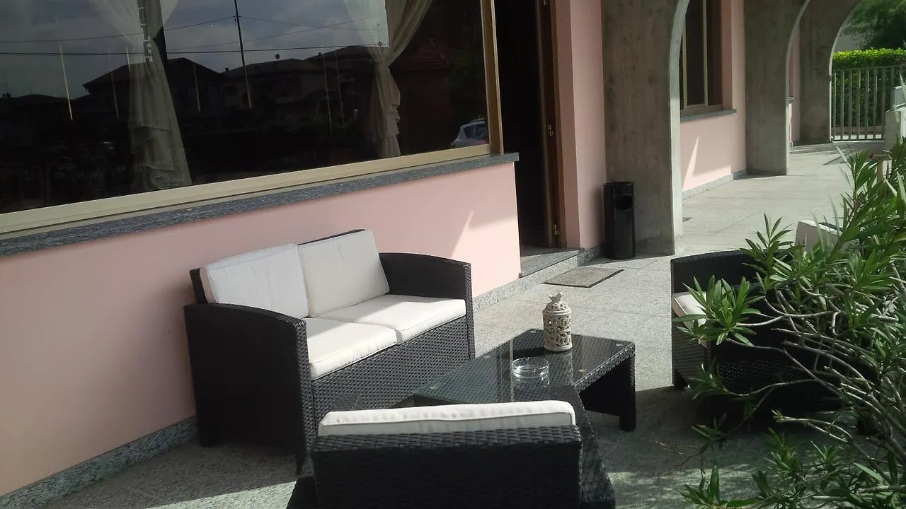 Hotel Route 9 Cadeo 3*,  Italia